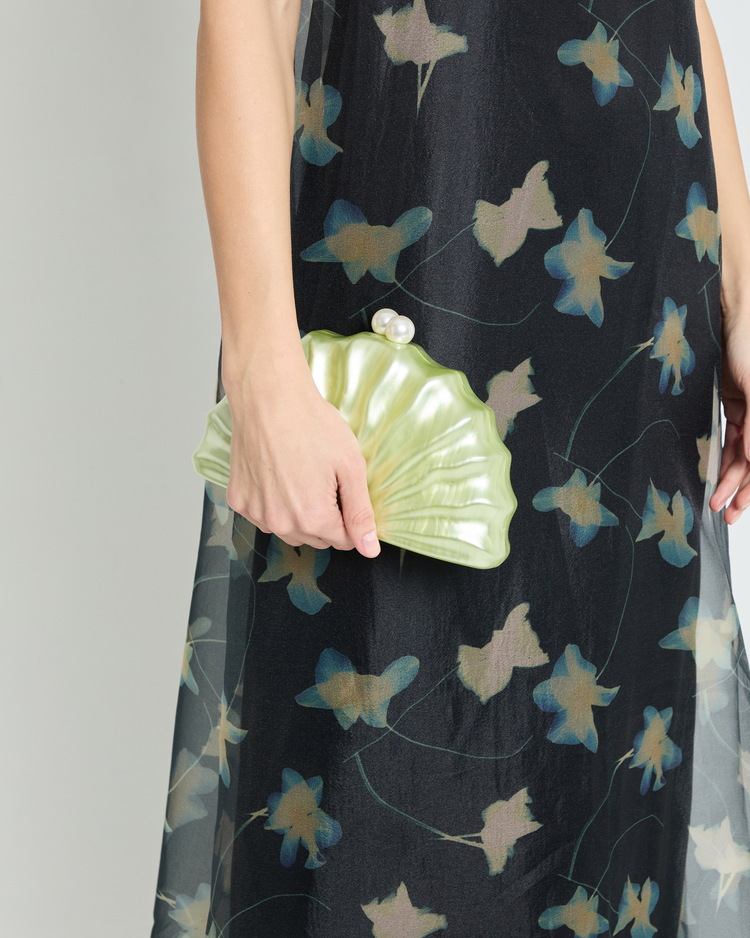 Maris Shell Clutch