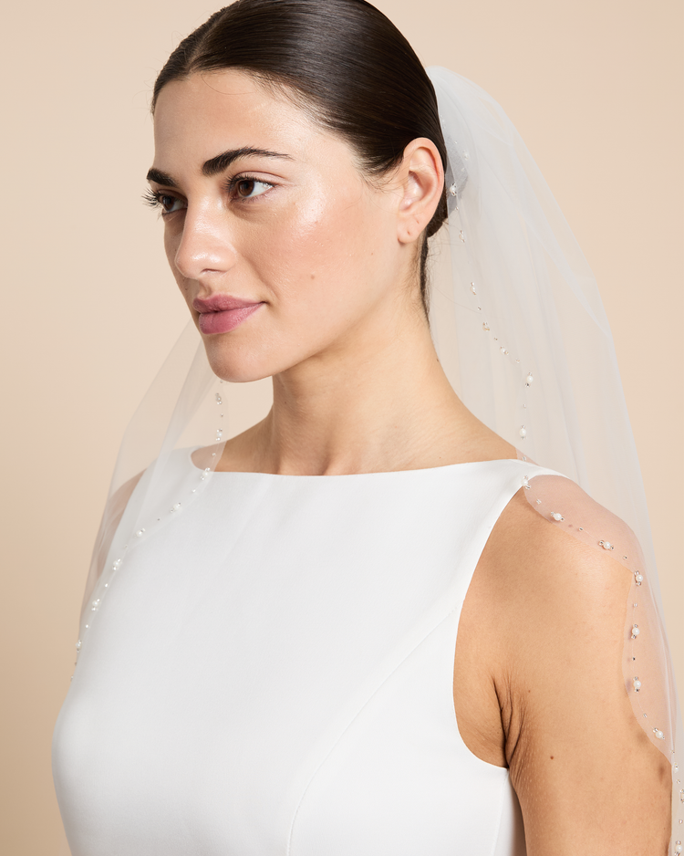 Pearl Trim Veil