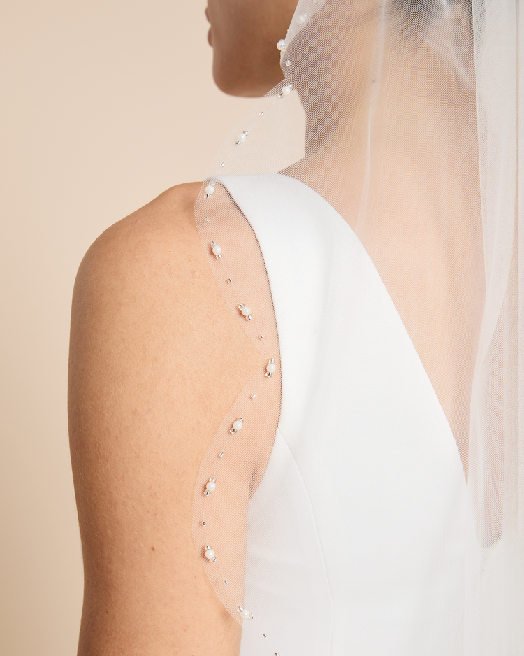 Pearl Trim Veil